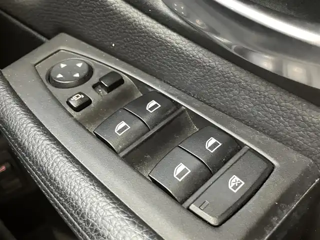 ＢＭＷ ２１８ｄ グランツアラー ラグジュアリー 千葉県 2018(平30)年 5.6万km サファイアブラックP 純正ナビ/ETC/バックカメラ/レザーシート/パワーシート/シートヒーター/パワーバックドア/サンルーフ/ルーフレール/LEDへッドライト