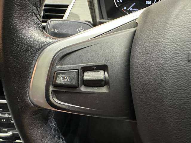 ＢＭＷ ２１８ｄ グランツアラー ラグジュアリー 千葉県 2018(平30)年 5.6万km サファイアブラックP 後期型　/パノラマＳＲ　/黒革シート　/純正ナビ　/バックカメラ　/衝突軽減ブレーキ　/パワーシート　/シートヒーター　/コンフォートアクセス　/パワーバックドア　/ＬＥＤヘッドライト　/ＥＴＣ