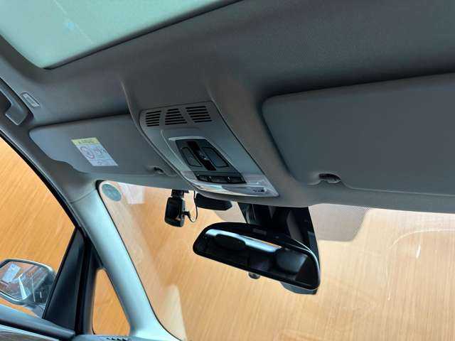 ＢＭＷ ２１８ｄ グランツアラー ラグジュアリー 千葉県 2018(平30)年 5.6万km サファイアブラックP 後期型　/パノラマＳＲ　/黒革シート　/純正ナビ　/バックカメラ　/衝突軽減ブレーキ　/パワーシート　/シートヒーター　/コンフォートアクセス　/パワーバックドア　/ＬＥＤヘッドライト　/ＥＴＣ