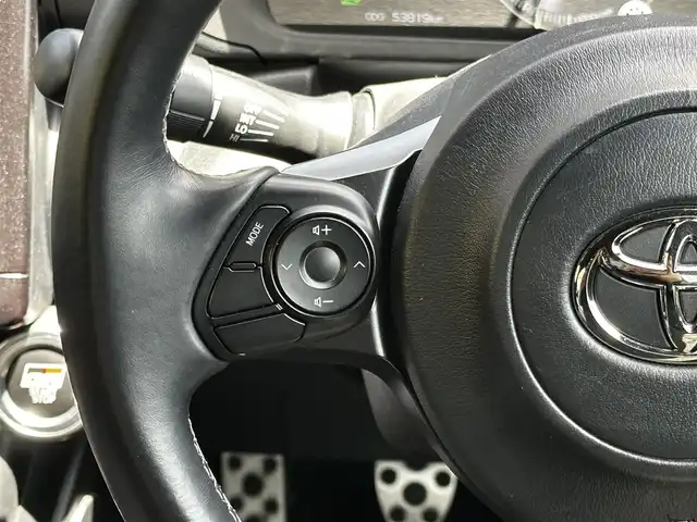 トヨタ ＧＲ８６ SZ 大分県 2022(令4)年 5.4万km クリスタルホワイトパール 当店買取車両/6MT/ワンオーナー/取扱説明書/保証書/スペアキー1本/クルーズコントロール/社外メモリーナビ（AVIC-CQ912DC）/ストリーミングビデオ/地デジ/Bluetooth/バックカメラ/オートライト/純正17インチAW/純正フロアマット/全方位ドライブレコーダー（ZDR-037）/ETC