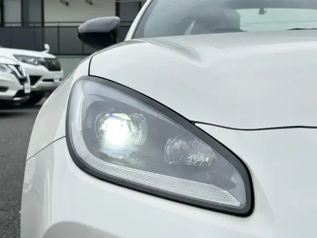 トヨタ ＧＲ８６ SZ 埼玉県 2022(令4)年 5.4万km クリスタルホワイトパール ワンオーナー/6MT/CUSCO車高調/パイオニア9インチメモリーナビ/フルセグTV/Bluetooth/CD/DVD/（AVIC-CQ912DC)/バックカメラ/クルーズコントロール/LEDヘッドライト/純正17インチAW/スペアキー1本/純正フロアマット/全方位ドライブレコーダー/（ZDR-037）/ETC/取扱説明書/新車時保証書