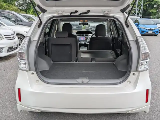 トヨタ プリウス α S ツーリングセレクション 栃木県 2013(平25)年 10.2万km ホワイトパールクリスタルシャイン (株)IDOMが運営する【じしゃロン宇都宮店】の自社ローン対象車両になります。こちらは現金またはオートローンご利用時の価格です。自社ローンご希望の方は別途その旨お申付け下さい/純正SDナビ/CD/DVD/BT/TV/ガラスルーフ/バックカメラ/ETC/プッシュスタート/スマートキー/ヘッドライトウォッシャー/純正17インチAW/フォグランプ/ドアミラーウインカー