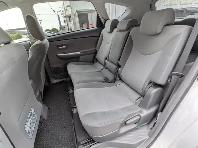 トヨタ プリウス α S ツーリングセレクション 栃木県 2013(平25)年 10.2万km ホワイトパールクリスタルシャイン (株)IDOMが運営する【じしゃロン宇都宮店】の自社ローン対象車両になります。こちらは現金またはオートローンご利用時の価格です。自社ローンご希望の方は別途その旨お申付け下さい/純正SDナビ/CD/DVD/BT/TV/ガラスルーフ/バックカメラ/ETC/プッシュスタート/スマートキー/ヘッドライトウォッシャー/純正17インチAW/フォグランプ/ドアミラーウインカー