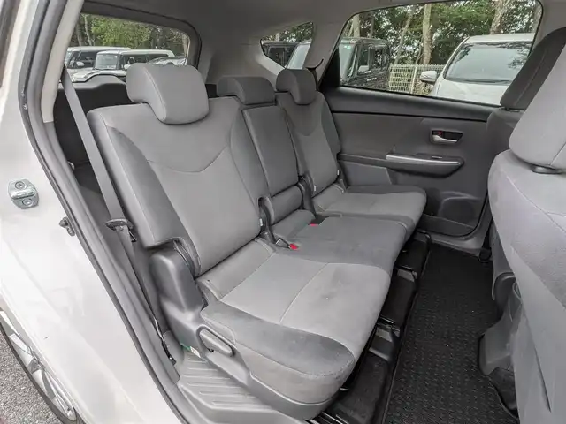 トヨタ プリウス α S ツーリングセレクション 栃木県 2013(平25)年 10.2万km ホワイトパールクリスタルシャイン (株)IDOMが運営する【じしゃロン宇都宮店】の自社ローン対象車両になります。こちらは現金またはオートローンご利用時の価格です。自社ローンご希望の方は別途その旨お申付け下さい/純正SDナビ/CD/DVD/BT/TV/ガラスルーフ/バックカメラ/ETC/プッシュスタート/スマートキー/ヘッドライトウォッシャー/純正17インチAW/フォグランプ/ドアミラーウインカー