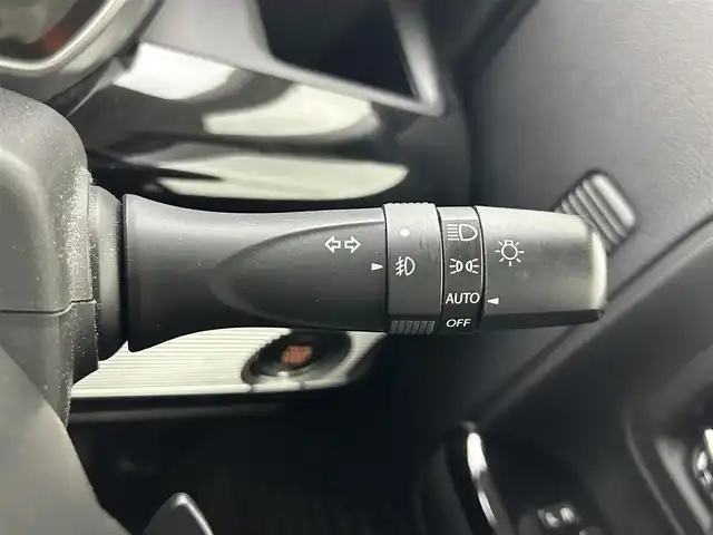スズキ スペーシア カスタム HYBRID XS ターボ 熊本県 2018(平30)年 5.2万km ピュアホワイトP 禁煙車/純正8インチナビAVIC-RL901（CD・DVD・フルセグ・BT・SD）/純正前方ドライブレコーダー/バックカメラ/両側パワースライドドア/ビルトインETC/後ろのみコーナーセンサー/運転席シートヒーター　/クルーズコントロール/衝突軽減ブレーキ/レーンキープアシスト/横滑り防止/アイドリングストップ/パドルシフト/ハーフレザーシート/純正フロアマット/純正１５インチAW/オートライト/ＬＥＤヘッドライト/フォグランプ/リアサーキュレーター/スマートキー/プッシュスタート