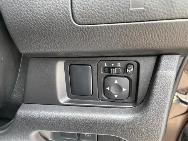 日産 デイズ ハイウェイスターX 石川県 2014(平26)年 7.5万km モカブラウンP エマージェンシーブレーキ/純正メモリーナビ/フルセグTV/バックカメラ/HIDヘッドライト/純正アルミホイール/ドライブレコーダー/ベンチシート/オートエアコン/インテリキー/プッシュスタート/電動ミラー/保証書