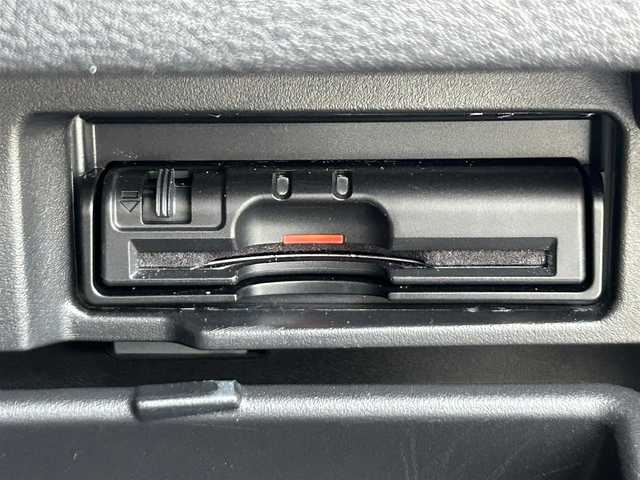 日産 セレナ ハイウェイスター プロパイロットED 奈良県 2017(平29)年 5.1万km ブリリアントホワイトパール 2トーン 純正9インチナビ（MM516D-L）/(AM/FM/CD/DVD/Blu-ray/BT/iPod/USB/SD/フルセグTV）/純正11インチ後席フリップダウンモニター/バックカメラ/プロパイロット/両側パワースライドドア/ビルトインETC/ドライブレコーダー/レーダークルーズコントロール/電動サイドブレーキ/革巻きステアリング/ステアリングスイッチ/純正フロアマット/純正ドアバイザー/電格ウインカーミラー/横滑り防止装置/LEDヘッドライト