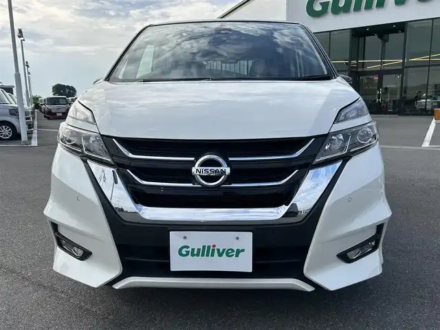日産 セレナ ハイウェイスター プロパイロットED 奈良県 2017(平29)年 5.1万km ブリリアントホワイトパール 2トーン 純正9インチナビ（MM516D-L）/(AM/FM/CD/DVD/Blu-ray/BT/iPod/USB/SD/フルセグTV）/純正11インチ後席フリップダウンモニター/バックカメラ/プロパイロット/両側パワースライドドア/ビルトインETC/ドライブレコーダー/レーダークルーズコントロール/電動サイドブレーキ/革巻きステアリング/ステアリングスイッチ/純正フロアマット/純正ドアバイザー/電格ウインカーミラー/横滑り防止装置/LEDヘッドライト