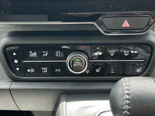 ホンダ Ｎ ＯＮＥ プレミアム ツアラー 山梨県 2022(令4)年 4万km クリスタルブラックパール 純正ナビ/Bluetooth接続/フルセグTV/DVD再生機能あり/バックカメラ/前後ドライブレコーダー/追従式クルーズコントロール/純正ビルトインETC/オートエアコン/ハーフレザーシート/前席シートヒーター/プッシュスタート/スマートキー/電動サイドブレーキ/パドルシフト/純正15インチAW/LEDヘッドライト/オートライト/衝突軽減ブレーキ