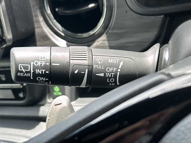 ホンダ Ｎ ＯＮＥ プレミアム ツアラー 山梨県 2022(令4)年 4万km クリスタルブラックパール 純正ナビ/Bluetooth接続/フルセグTV/DVD再生機能あり/バックカメラ/前後ドライブレコーダー/追従式クルーズコントロール/純正ビルトインETC/オートエアコン/ハーフレザーシート/前席シートヒーター/プッシュスタート/スマートキー/電動サイドブレーキ/パドルシフト/純正15インチAW/LEDヘッドライト/オートライト/衝突軽減ブレーキ