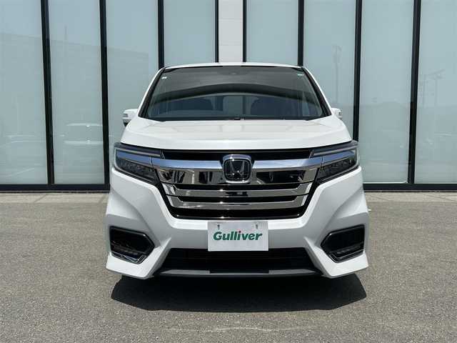 ホンダ ステップワゴン スパーダ ホンダセンシング 大阪府 2021(令3)年 2.2万km プラチナホワイトパール 純正９インチナビ/   フルセグTV/CD/DVD/Bluetooth/USB/バックモニター/衝突軽減ブレーキ/横滑り防止装置/両側パワースライドドア/レーダークルーズコントロール/レーンキープアシスト/パドルシフト/ドライブレコーダー/純正16インチアルミホイール/純正フロアマット/プッシュスタート/スマートキー/ＥＴＣ/ＬＥＤ