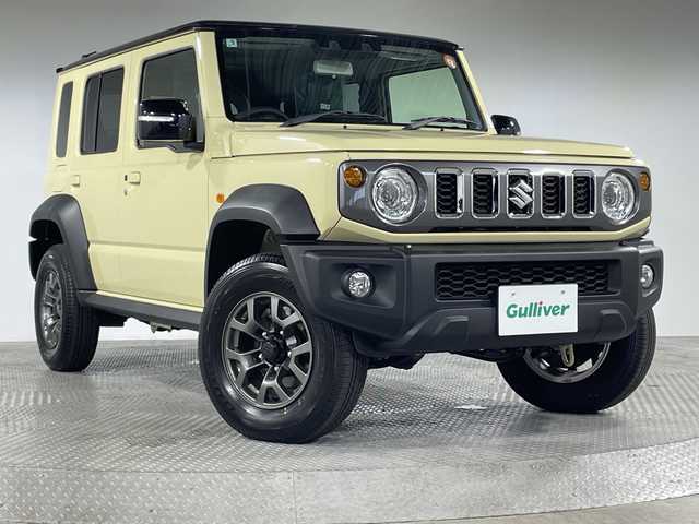 スズキ ジムニー ノマド FC 神奈川県 2025(令7)年 0.1万km未満 アイボリー 登録済未使用車/スズキセーフティサポート/・デュアルセンサーブレーキサポート/・誤発進抑制機能/・車線逸脱警報機能/・ふらつき警報機能/・標識認識機能/・ハイビームアシスト/・先行車発進お知らせ機能/レーダークルーズコントロール/4WD/シートヒーター(D/N)/スマートキー/スペアキー/プッシュスタートボタン/革巻きステアリング/ステアリングスイッチ/Autoライト/アイドリングストップ機能/コーナーセンサー/ヘッドライトウォッシャー/ヘッドライトレベライザー/LEDヘッドライト/フォグランプ/電動格納ミラー/ウィンカーミラー/ミラーヒーター/背面タイヤ/純正アルミホイール