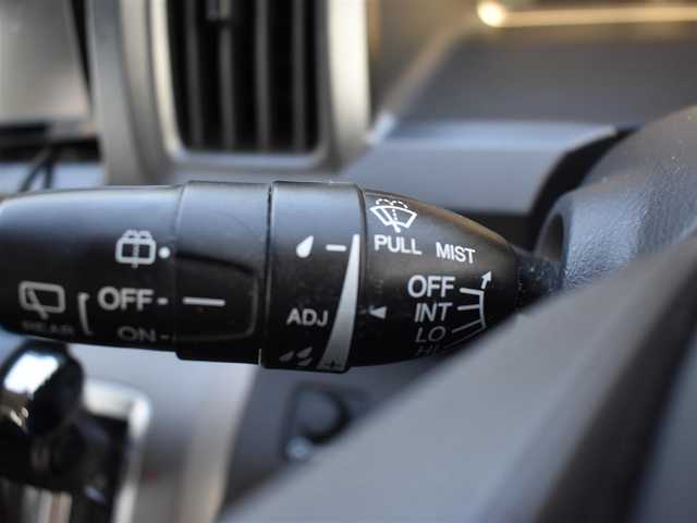 ホンダ ステップワゴン G スマートスタイルエディション 福岡県 2012(平24)年 8.6万km クリスタルブラックパール 　ステップワゴン　G スマートスタイルエディション　/社外オンダッシュナビ/　　 AVIC-T99/バックカメラ/両側パワースライドドア/社外15インチアルミホイール/HID/ETC/保証書あり/取扱説明書あり/スペアキーあり