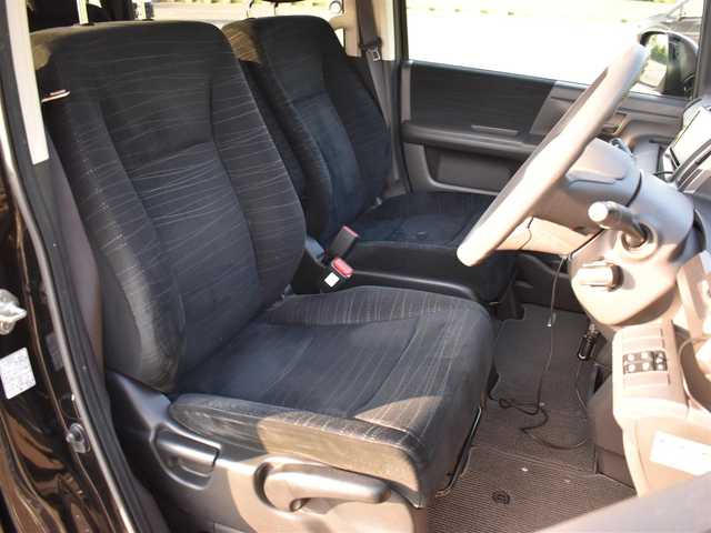 ホンダ ステップワゴン G スマートスタイルエディション 福岡県 2012(平24)年 8.6万km クリスタルブラックパール 　ステップワゴン　G スマートスタイルエディション　/社外オンダッシュナビ/　　 AVIC-T99/バックカメラ/両側パワースライドドア/社外15インチアルミホイール/HID/ETC/保証書あり/取扱説明書あり/スペアキーあり