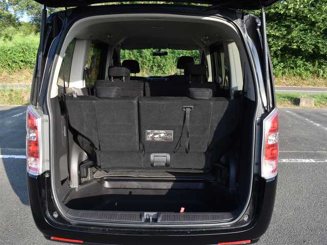 ホンダ ステップワゴン G スマートスタイルエディション 福岡県 2012(平24)年 8.6万km クリスタルブラックパール 　ステップワゴン　G スマートスタイルエディション　/社外オンダッシュナビ/　　 AVIC-T99/バックカメラ/両側パワースライドドア/社外15インチアルミホイール/HID/ETC/保証書あり/取扱説明書あり/スペアキーあり