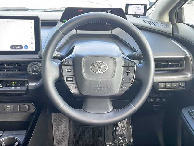 トヨタ プリウス Z 青森県 2023(令5)年 2.6万km アティチュードブラックマイカ 4WD/純正12.3インチディスプレイオーディオ・フルセグ/パノラミックビューモニター/合皮スポーツシート/前席エアシート・シートヒーター/運転席メモリー付パワーシート/ステアリングヒーター/パワーバックドア/セーフティセンス/プリクラッシュセーフティ/レーダークルーズコントロール/レーントレーシングアシスト/レーンディパーチャーアラート/オートマチックハイビーム/ブラインドスポットモニター/トヨタチームメイト/ワイヤレス充電/前後ドライブレコーダー/AC100V1500W電源/ワイパーデアイサー/ビルトインETC2.0/LEDヘッドライト/LEDアクセサリーランプ/リアフォグランプ/純正19インチアルミ/前後モデリスタエアロ