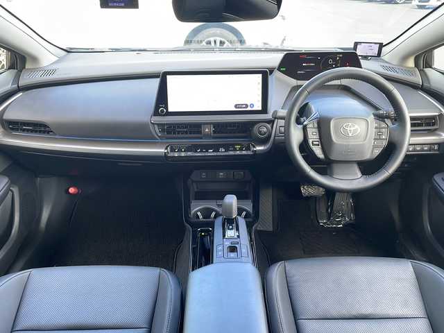 トヨタ プリウス Z 青森県 2023(令5)年 2.6万km アティチュードブラックマイカ 4WD/純正12.3インチディスプレイオーディオ・フルセグ/パノラミックビューモニター/合皮スポーツシート/前席エアシート・シートヒーター/運転席メモリー付パワーシート/ステアリングヒーター/パワーバックドア/セーフティセンス/プリクラッシュセーフティ/レーダークルーズコントロール/レーントレーシングアシスト/レーンディパーチャーアラート/オートマチックハイビーム/ブラインドスポットモニター/トヨタチームメイト/ワイヤレス充電/前後ドライブレコーダー/AC100V1500W電源/ワイパーデアイサー/ビルトインETC2.0/LEDヘッドライト/LEDアクセサリーランプ/リアフォグランプ/純正19インチアルミ/前後モデリスタエアロ