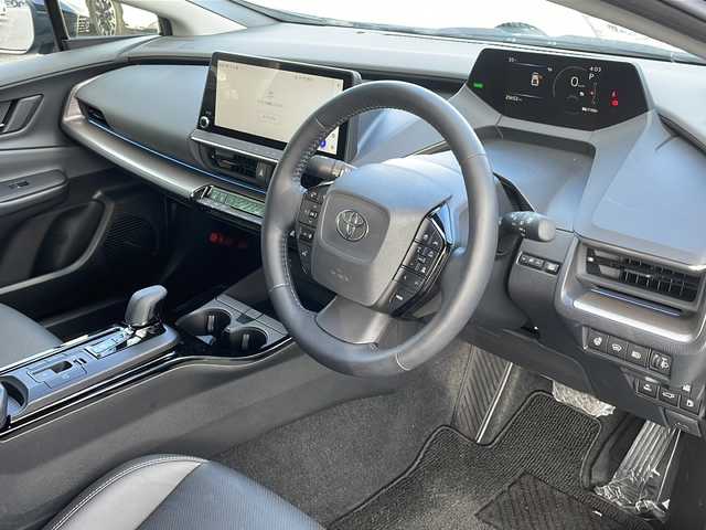 トヨタ プリウス Z 青森県 2023(令5)年 2.6万km アティチュードブラックマイカ 4WD/純正12.3インチディスプレイオーディオ・フルセグ/パノラミックビューモニター/合皮スポーツシート/前席エアシート・シートヒーター/運転席メモリー付パワーシート/ステアリングヒーター/パワーバックドア/セーフティセンス/プリクラッシュセーフティ/レーダークルーズコントロール/レーントレーシングアシスト/レーンディパーチャーアラート/オートマチックハイビーム/ブラインドスポットモニター/トヨタチームメイト/ワイヤレス充電/前後ドライブレコーダー/AC100V1500W電源/ワイパーデアイサー/ビルトインETC2.0/LEDヘッドライト/LEDアクセサリーランプ/リアフォグランプ/純正19インチアルミ/前後モデリスタエアロ