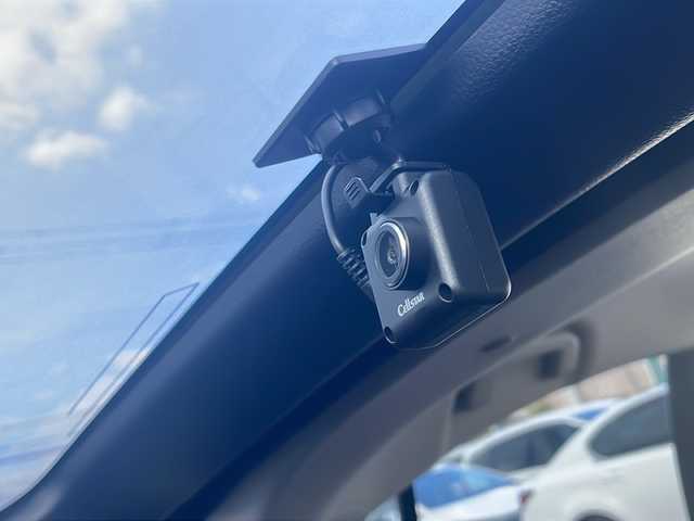 トヨタ プリウス Z 青森県 2023(令5)年 2.6万km アティチュードブラックマイカ 4WD/純正12.3インチディスプレイオーディオ・フルセグ/パノラミックビューモニター/合皮スポーツシート/前席エアシート・シートヒーター/運転席メモリー付パワーシート/ステアリングヒーター/パワーバックドア/セーフティセンス/プリクラッシュセーフティ/レーダークルーズコントロール/レーントレーシングアシスト/レーンディパーチャーアラート/オートマチックハイビーム/ブラインドスポットモニター/トヨタチームメイト/ワイヤレス充電/前後ドライブレコーダー/AC100V1500W電源/ワイパーデアイサー/ビルトインETC2.0/LEDヘッドライト/LEDアクセサリーランプ/リアフォグランプ/純正19インチアルミ/前後モデリスタエアロ