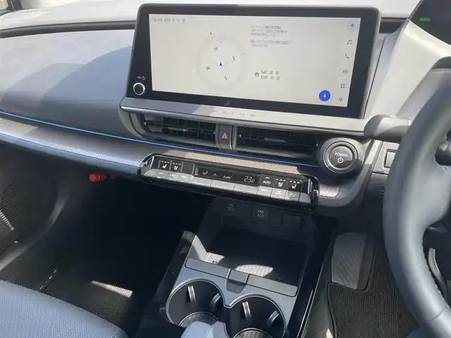 トヨタ プリウス Z 青森県 2023(令5)年 2.6万km アティチュードブラックマイカ 4WD/純正12.3インチディスプレイオーディオ・フルセグ/パノラミックビューモニター/合皮スポーツシート/前席エアシート・シートヒーター/運転席メモリー付パワーシート/ステアリングヒーター/パワーバックドア/セーフティセンス/プリクラッシュセーフティ/レーダークルーズコントロール/レーントレーシングアシスト/レーンディパーチャーアラート/オートマチックハイビーム/ブラインドスポットモニター/トヨタチームメイト/ワイヤレス充電/前後ドライブレコーダー/AC100V1500W電源/ワイパーデアイサー/ビルトインETC2.0/LEDヘッドライト/LEDアクセサリーランプ/リアフォグランプ/純正19インチアルミ/前後モデリスタエアロ