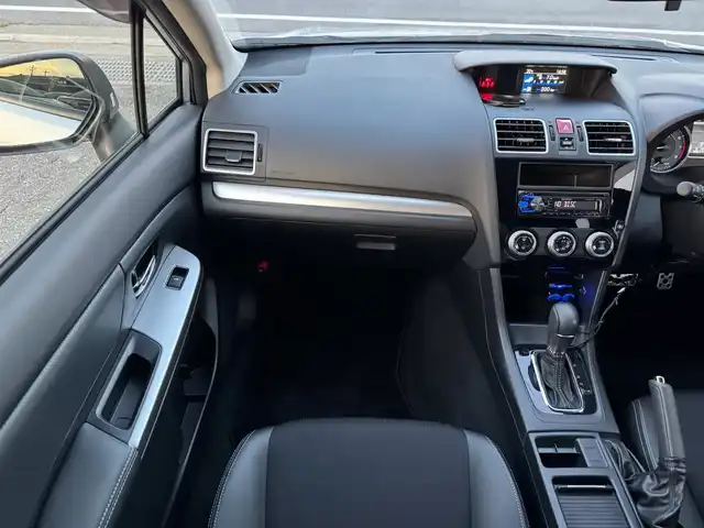 スバル インプレッサ スポーツ 1．6i－S 滋賀県 2015(平27)年 3.3万km アイスシルバーメタリック ワンオーナー/ケンウッドCDオーディオ/　CD USB ラジオ/ドライブレコーダー/ビルトインETC/パドルシフト/純正フロアマット/純正ドアバイザー/スペアキー/