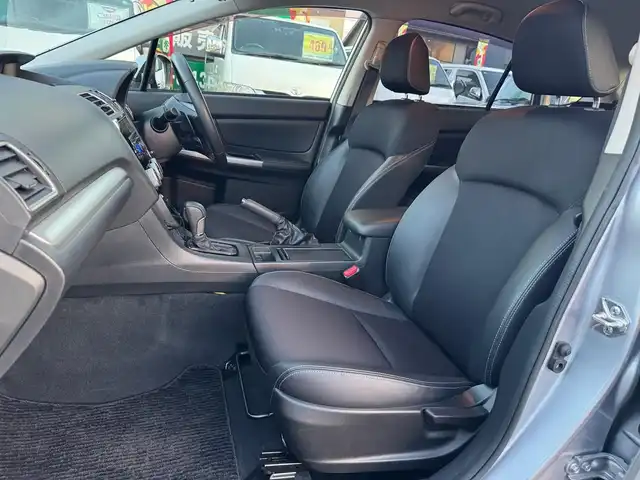 スバル インプレッサ スポーツ 1．6i－S 滋賀県 2015(平27)年 3.3万km アイスシルバーメタリック ワンオーナー/ケンウッドCDオーディオ/　CD USB ラジオ/ドライブレコーダー/ビルトインETC/パドルシフト/純正フロアマット/純正ドアバイザー/スペアキー/