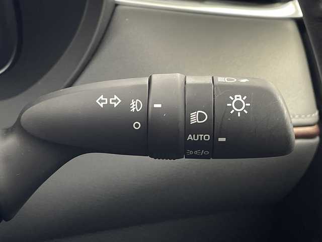 トヨタ ハリアー G 岐阜県 2025(令7)年 0.6万km プラチナホワイトパールマイカ 12.3インチ純正ディスプレイオーディオ/ナビ/Bluetooth/USB/フルセグTV/バックモニター/トヨタセーフティセンス/パーキングサポートブレーキ/プリクラッシュセーフティシステム/レーントレーシングアシスト/レーダークルーズコントロール/オートマチックハイビーム/ブラインドスポットモニター/リヤクロストラフィックアラート/デジタルインナーミラー/パワーリアゲート/ドライブレコーダー/ETC/電動チルト＆テレスコピックステアリング/パワーシート/ハーフレザーシート/革巻きステアリング/ステアリングリモコン/オートLEDヘッドライト/フォグランプ/純正フロアマット/純正18インチアルミホイール