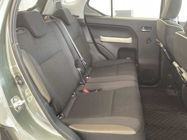 スズキ クロスビー HYBRID MZ 岐阜県 2023(令5)年 6.9万km タフカーキパールメタリック/ホワイト2トーン スズキシティブレーキサポート/レーンキープ/レーダークルーズコントロール/前席シートヒーター/アイドリングストップ/パドルシフト/コーナーセンサー/スマートキー/プッシュスタート/オートライト/LEDヘッドライト/オートマチックハイビーム/USBポート