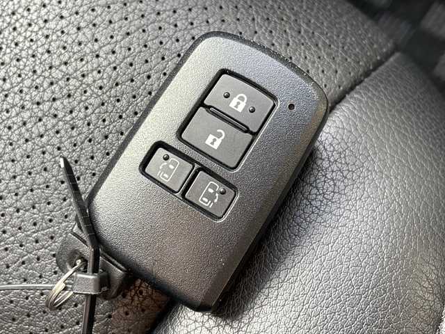 トヨタ アルファード S 長野県 2018(平30)年 1.7万km ホワイトパールクリスタルシャイン トヨタセーフティセンス/アルパイン11型ナビフルセグＴＶ/アルパイン12.8型フリップモニター/両側パワースライドドア/社外21インチアルミ/ブリッツ車高調/バックカメラ/ＥＴＣ/ブラックレザー調シートカバー/前後コーナーセンサー/保証書/スペアキー