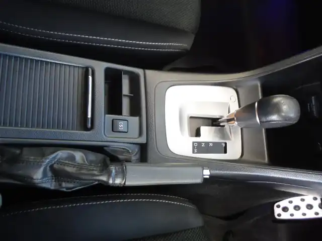 スバル インプレッサ ＸＶ 2．0i－L アイサイト 東京都 2012(平24)年 10.1万km ワイン ワンオーナー車/保証書あり/純正ナビ・TV・DVD/　BLUETOOTH・ETC/　バックカメラ/アイサイト/クルーズコントロール/パドルシフト/パワーコンセント/運転席Pシート/キセノンライト/スマートキー×2個