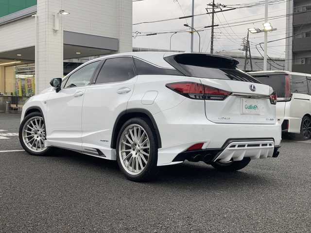 レクサス ＲＸ 450h Fスポーツ 東京都 2019(令1)年 2.5万km ホワイトノーヴァガラスフレーク 純正ナビ/フルセグテレビ/全方位カメラ/クルーズコントロール/サンルーフ/プッシュスタート/パワーバックドア/ビルトインETC2.0/レザーシート/パワーシート/シートヒーター/エアーシート/ハンドルヒーター/HUD/マークレビンソン/前後コーナーセンサー/前後ドラレコ/オートホールドブレーキ/PCS/BSM/TRDフルエアロ/ローダウン(純正サス積載)/TWS21インチAW/AC100Vコンセント