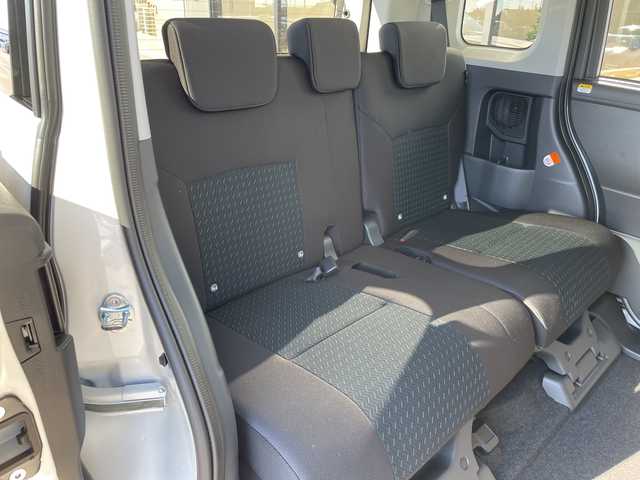 トヨタ ルーミー カスタムG－T 愛知県 2025(令7)年 0.1千km ブラックマイカメタリック/パールホワイト2トーン 登録済未使用車/純正9型ディスプレイオーディオ　ナビ機能なし/全方位カメラ/両側パワースライドドア/レーダークルーズコントロール/バックカメラ/コーナーセンサー/LEDヘッドライト/純正アルミホイール/オートマチックハイビーム/衝突軽減システム/フルセグ/Bluetooth/ステアリングスイッチ/スマートキー/プッシュスタート