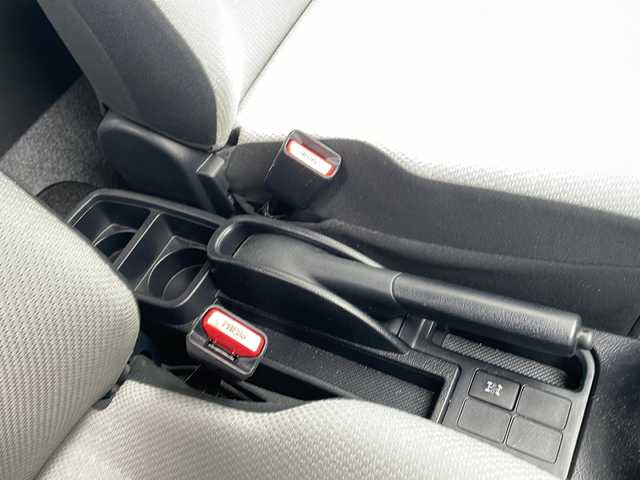 トヨタ ヴィッツ F 福島県 2013(平25)年 4.9万km ブラックマイカ 4WD 寒冷地仕様 純正ナビ フルセグTV Bluetooth CD再生 ETC 社外アルミホイール ワイパーデアイサー フォグランプ ドアバイザー フロアマット 電動格納ミラー リモコンキー