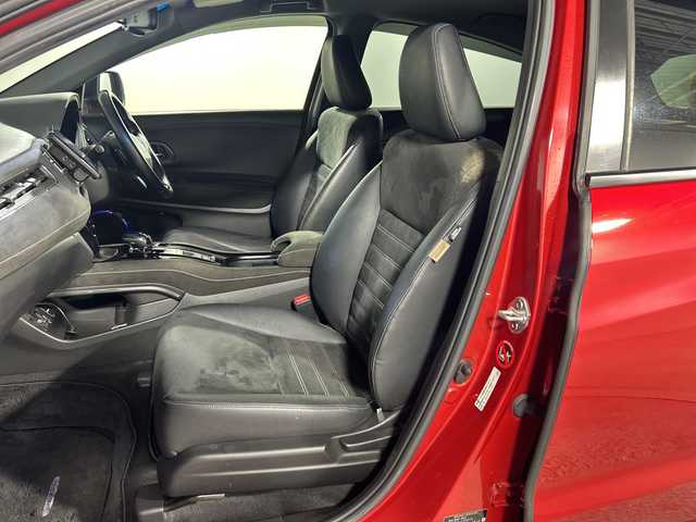 ホンダ ヴェゼル ハイブリッド RS ホンダセンシング 神奈川県 2016(平28)年 5.1万km プレミアムクリスタルレッドM ホンダセンシング/社外8型フローティングナビ【MDV-S810F】/・BT/フルセグTV/CD/DVD/USB/HDMI/SD/バックカメラ/ハーフレザーシート/シートヒーター(D/N)/電動サイドブレーキ/ブレーキホールド/スポーツモード/ビルトインETC/前後ドライブレコーダー/革巻きステアリング/ステアリングスイッチ/パドルシフト/Autoライト/ECON/フロントデアイサー/自動防眩ミラー/スマートキー/プッシュスタートボタン/LEDヘッドライト/フォグランプ/シートリフター/電動格納ミラー/ウィンカーミラー/純正フロアマット/純正18インチアルミホイール/純正ドアバイザー