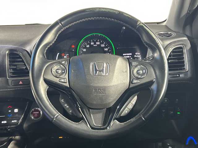 ホンダ ヴェゼル ハイブリッド RS ホンダセンシング 神奈川県 2016(平28)年 5.1万km プレミアムクリスタルレッドM ホンダセンシング/社外8型フローティングナビ【MDV-S810F】/・BT/フルセグTV/CD/DVD/USB/HDMI/SD/バックカメラ/ハーフレザーシート/シートヒーター(D/N)/電動サイドブレーキ/ブレーキホールド/スポーツモード/ビルトインETC/前後ドライブレコーダー/革巻きステアリング/ステアリングスイッチ/パドルシフト/Autoライト/ECON/フロントデアイサー/自動防眩ミラー/スマートキー/プッシュスタートボタン/LEDヘッドライト/フォグランプ/シートリフター/電動格納ミラー/ウィンカーミラー/純正フロアマット/純正18インチアルミホイール/純正ドアバイザー