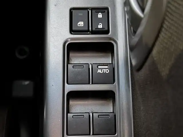 ホンダ フリード ハイブリット G ホンダセンシング 兵庫県 2016(平28)年 7.8万km ルナシルバーM hosi純正メモリナビ/両側パワースライドドア/バックカメラ/追従有クルーズコントロール/オートライト/フルセグTV/Bluetooth接続/ETC/LEDヘッドライト/純正ドアバイザー/純正フロアマット/CD/DVD/純正ミュージックサーバー/スイッチスタート