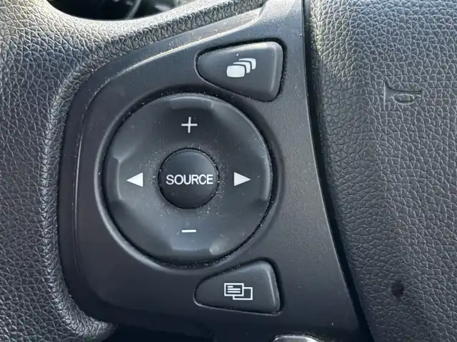 ホンダ フリード ハイブリット G ホンダセンシング 兵庫県 2016(平28)年 7.8万km ルナシルバーM hosi純正メモリナビ/両側パワースライドドア/バックカメラ/追従有クルーズコントロール/オートライト/フルセグTV/Bluetooth接続/ETC/LEDヘッドライト/純正ドアバイザー/純正フロアマット/CD/DVD/純正ミュージックサーバー/スイッチスタート