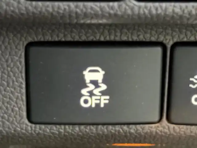 ホンダ フリード ハイブリット G ホンダセンシング 兵庫県 2016(平28)年 7.8万km ルナシルバーM hosi純正メモリナビ/両側パワースライドドア/バックカメラ/追従有クルーズコントロール/オートライト/フルセグTV/Bluetooth接続/ETC/LEDヘッドライト/純正ドアバイザー/純正フロアマット/CD/DVD/純正ミュージックサーバー/スイッチスタート