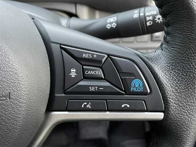 日産 セレナ ハイウェイスター V 群馬県 2021(令3)年 1.2万km ダイヤモンドブラック 衝突被害軽減システム/フロントエアロ/プロパイロット/純正ナビ/　　フルセグTV BT CD AM FM/全周囲カメラ/両側パワースライドドア/純正フロアマット/純正AW/LEDオートライト/ステアリングリモコン/デジタルインナーミラー/ドライブレコーダー前方/電子パーキング