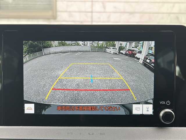 トヨタ プリウス X 埼玉県 2023(令5)年 0.3万km スーパーホワイトⅡ 禁煙車/ディスプレイオーディオ/ナビ付/フルセグTV/USB/BT/スマホ連動/トヨタセーフティセンス/レーダークルーズコントロール/BSM/クリアランスソナー/アクティブ操舵機能/前後ドライブレコーダー/ETC2.0/オートハイビーム/AC100V/電動サイドブレーキ/オートホールド/ドアバイザー/純正フロアマット/保証書