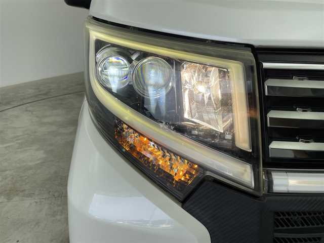 ダイハツ ムーヴ カスタム RS ハイパー SAⅡ 群馬県 2015(平27)年 4.8万km パールホワイトⅢ 純正８インチナビ　衝突軽減ブレーキ　フルセグ　Ｂｌｕｅｔｏｏｔｈ　ＬＥＤヘッドライト　オートライト　スマートキー　純正アルミホイール１５インチ　ハーフレザーシート　プッシュスタート　横滑り防止装置