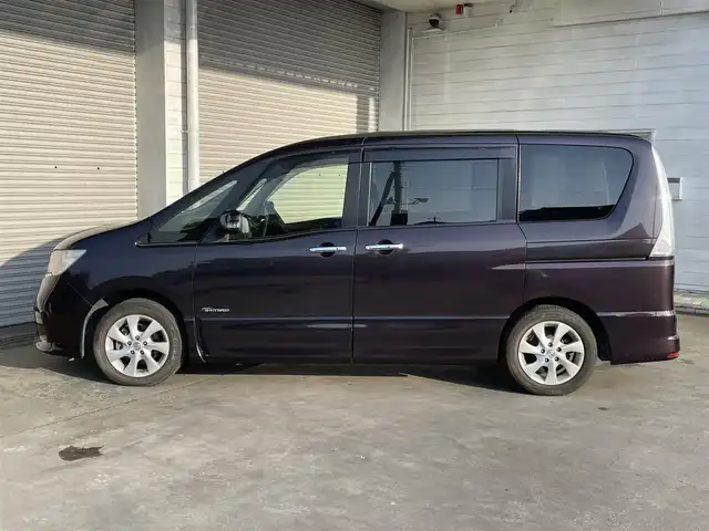 日産 セレナ ハイウェイスター S HV Vセレ 茨城県 2013(平25)年 9.1万km オーロラモーヴ (株)IDOMが運営する【じしゃロン水戸店】の自社ローン専用車両になりますこちらは現金またはオートローンご利用時の価格です。自社ローンご希望の方は別途その旨お申付け下さい/純正SDナビ/革巻きステアリング/Bluetooth audio/フリップダウンミニター
