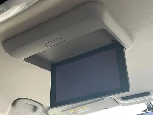 日産 セレナ ハイウェイスター 埼玉県 2017(平29)年 14.6万km ブリリアントホワイトパール 純正メモリナビ(MM516D-L)/(CD/DVD/フルセグ/Bluetooth)/フリップダウンモニター/アラウンドビューモニター/エマージェンシーブレーキ/車線逸脱防止機能/両側パワースライドドア/クルーズコントロール/スマートキー/プッシュスタート/ＥＴＣ/ＬＥＤ/純正16インチアルミホイール