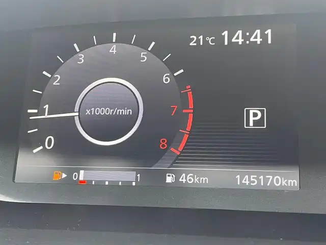 日産 セレナ ハイウェイスター 埼玉県 2017(平29)年 14.6万km ブリリアントホワイトパール 純正メモリナビ(MM516D-L)/(CD/DVD/フルセグ/Bluetooth)/フリップダウンモニター/アラウンドビューモニター/エマージェンシーブレーキ/車線逸脱防止機能/両側パワースライドドア/クルーズコントロール/スマートキー/プッシュスタート/ＥＴＣ/ＬＥＤ/純正16インチアルミホイール