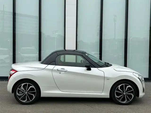 ダイハツ コペン ローブ S 大阪府 2019(平31)年 7.9万km パールホワイトⅢ 社外ナビ/   TV/CD/DVD/Bluetooth/バックモニター/前席シートヒーター/横滑り防止装置/アイドリングストップ/パドルシフト/ステアリングスイッチ/純正16インチアルミホイール/純正フロアマット/プッシュスタート/スマートキー/ＥＴＣ/ＬＥＤライト/禁煙車