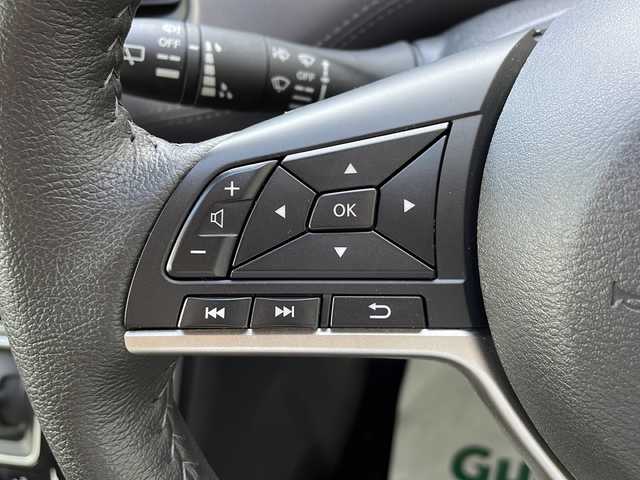日産 セレナ e－パワー ハイウェイスター V 岐阜県 2023(令5)年 2.2万km ダイヤモンドブラック /CARROZZERIA9インチナビ/（BT/フルセグTV/DVD/FM/AM）//ETC//両側パワースライドドア//前後ドライブルコーダー//ステアリングヒーター//プロパイロット/(インテリジェントクルーズコントロール)/(ハンドル支援)//シートヒーター//スペアキー×1//エンジンスターター//プッシュスタート//取説//保証書