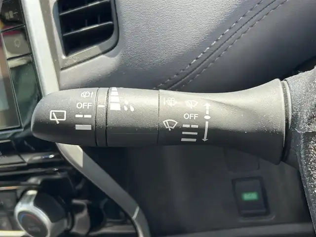 日産 セレナ ハイウェイスター V 和歌山県 2020(令2)年 3.4万km ブリリアントホワイトパール 純正ナビ/フルセグTV/アラウンドビューモニター/（BT/CD/DVD)/エマージェンシーブレーキ/プロパイロット/レーンキープ/ブラインドスポットモニター/横滑り防止装置/両側パワースライドドア/純正フロアマット/純正アルミホイール/ドライブレコーダー/ETC/LEDヘッドライト/フォグランプ/オートライト