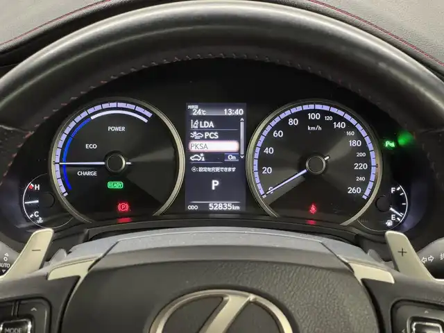 レクサス ＮＸ 300h Fスポーツ 三重県 2019(平31)年 5.3万km レッドマイカクリスタルシャイン ハイブリッド/FF/MTモード付フロアCVT/純正 10.3インチナビ/（AM/FM/CD/DVD/SDREC/SD/USB/Bluetooth/Miracast/AUX/TV）/【OP】パノラミックビューモニター/ドライブレコーダー 前方/ビルトインETC2.0/LEXUS Safety System＋/●プリクラッシュセーフティ/●レーンディパーチャーアラート/●アダプティブハイビームシステム/●レーダークルコン（全車速追従機能付）/・【OP】ブラインドスポットモニター＆リヤクロストラフィックアラート/・【OP】パーキングサポートブレーキ（静止物）/・タイヤ空気圧警告ディスプレイ表示/など/装備/・【OP】ムーンルーフ/・【OP】3眼LEDヘッドランプ/・【OP】本アルミオーナメントパネル（名栗調仕上げ・シルバー）/・ハンズフリーパワーバックドア/・Fスポーツ用本革スポーツシート（内装色：フレアレッド）/・シートヒーター＆ベンチレーション（D/N）/・ステアリングヒーター/・8wayパワーシート（Dランバーサポート付/N）/・AC100Vコンセント（100W）/・左右独立オートエアコン/・電子パーキングブレーキ＆ブレーキホールド/・純正18inAW/・保/取/ナビ取/・スマートキーx2/など