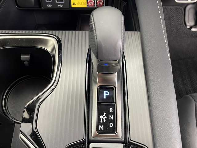 レクサス ＲＸ 500h Fスポーツパフォーマンス 鹿児島県 2024(令6)年 0.7万km グラファイトブラックガラスフレーク Lexus Safety System +/・プリクラッシュセーフティ/・AdvancedDrive/・ロードサインアシスト/・フロントクロストラフィックアラート/・レーンディパーチャーアラート/・レーンチェンジアシスト/・プロアクティブドライビングアシスト/・リヤクロストラフィックアラート/・ブラインドスポットモニター/・後方車両接近告知/・パーキングサポートブレーキ/・リヤカメラディテクション/・安心降車アシスト/・周辺車両接近時サポート/・クリアランスソナー/純正14インチタッチディスプレイオーディオPlus/(TV/FM/AM/USB/BT/AppleCarPlay/AndroidAuto)/マークレビンソンプレミアムサウンドシステム/ビルトインETC2.0/パノラマルーフ/ブラックルーフレール/レクサスチームメイト/デジタルインナーミラー/おくだけ充電/ヘッドアップディスプレイ/全席パワーシート/全席シートヒーター/全席エアーシート/パワーバックドア/パドルシフト/3眼LEDヘッドライト/フォグランプ/純正21インチAW/純正フロアマット