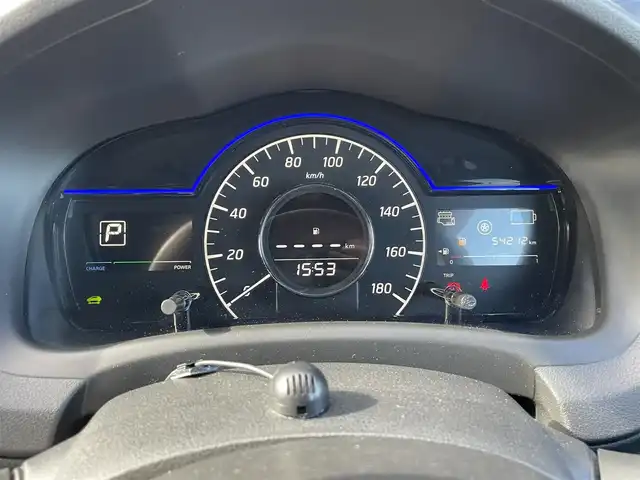 日産 ノート e－パワー X Bアロー 千葉県 2020(令2)年 5.5万km ブリリアントホワイトパール/スーパーブラック 2トーン 純正メモリナビ　/全方位カメラ　/Ｂｌｕｅｔｏｏｔｈ接続あり　/ＣＤ／ＤＶＤ　/ＥＴＣ　/衝突被害軽減ブレーキ　/レーンキープアシスト　/コーナーセンサー　/純正ダークメタリックアルミホイール　/ステアリングスイッチ
